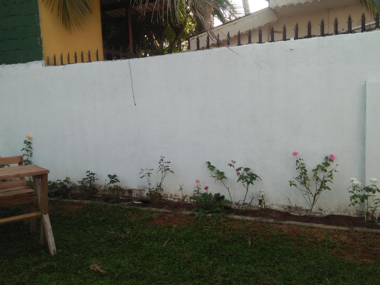 Living Home Negombo Exterior foto
